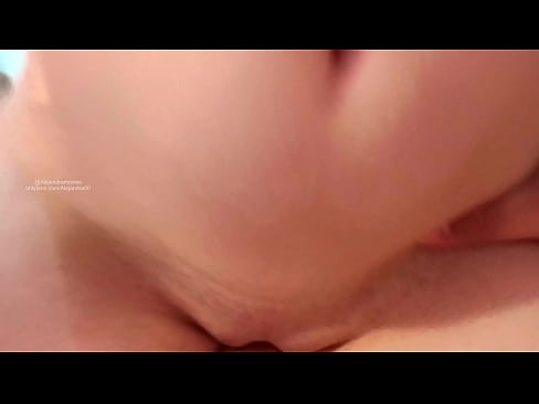 ❤️ Durmiendo en la habitación de mi hermana y así me desperté ️ Video de porno en es.com-milf-300.ru ❌️