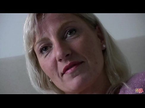 ❤️ La madre que todos follamos ... ¡Señora, compórtese! ️ Video de porno en es.com-milf-300.ru ❌️