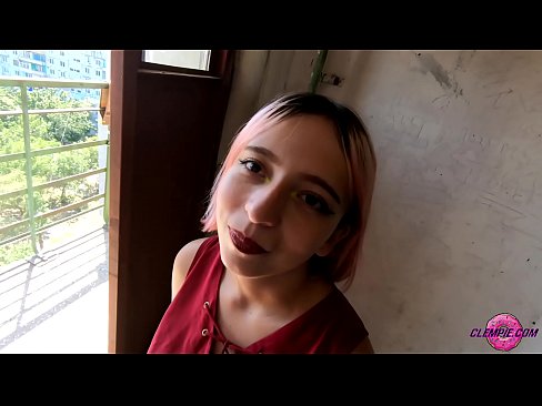❤️ Estudiante Sensual chupa a un extraño en el Outback - Cum en su cara ️ Video de porno en es.com-milf-300.ru ❌️